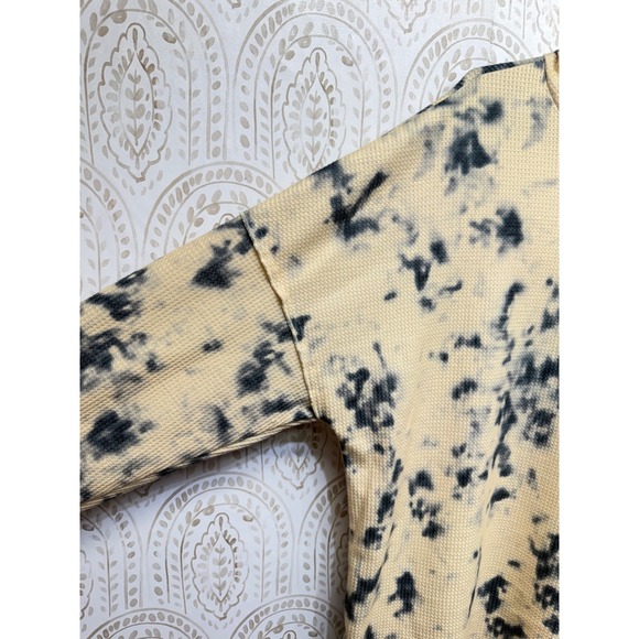 CELLABIE Waffle Knit Hoodie Womens 2XL Yellow Tie Dye Thermal Pullover Top - Picture 5 of 7